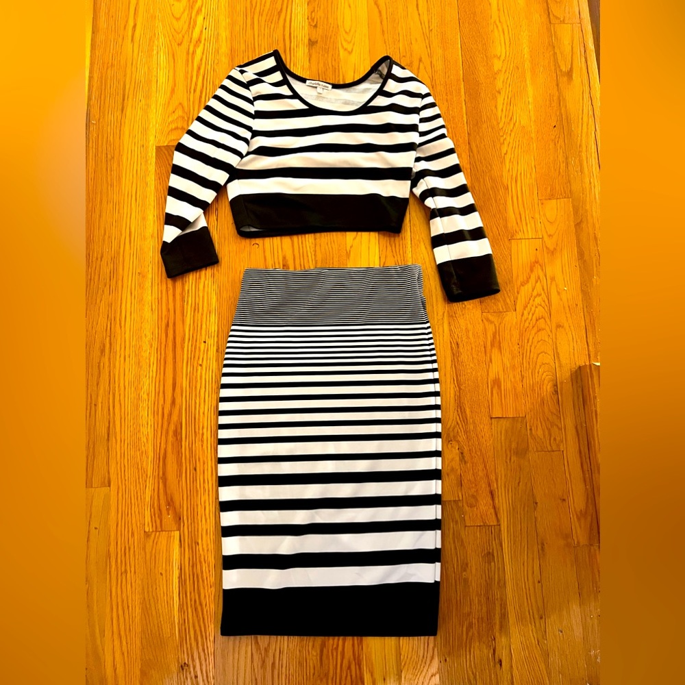 Two piece set
